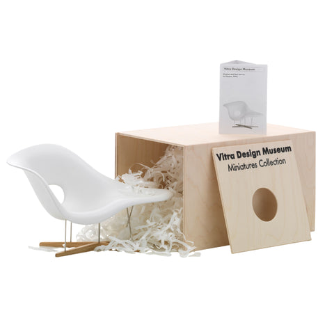 Vitra Miniatures Collection: La Chaise