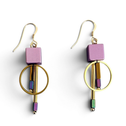 Aluminum Circle & Bar Earrings in Plum