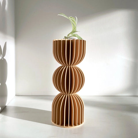 Hazelnut Bauhaus Flower Vase